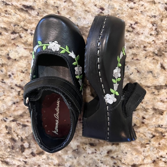 VINTAGE HANNA ANDERSSON MARY JANE CLOGS black Leather!! Fit like toddler 6.5!!! - Picture 7 of 16